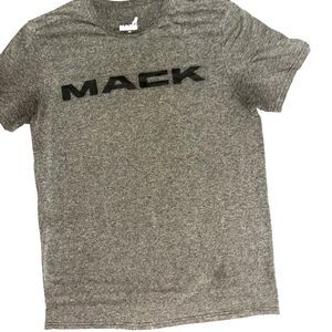 Mack Truck Men’s Green T Shirt Size Medium